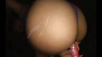 ラブ美々が彼女の滑り荒れが指摘、お尻縁取り アダルト 巨乳